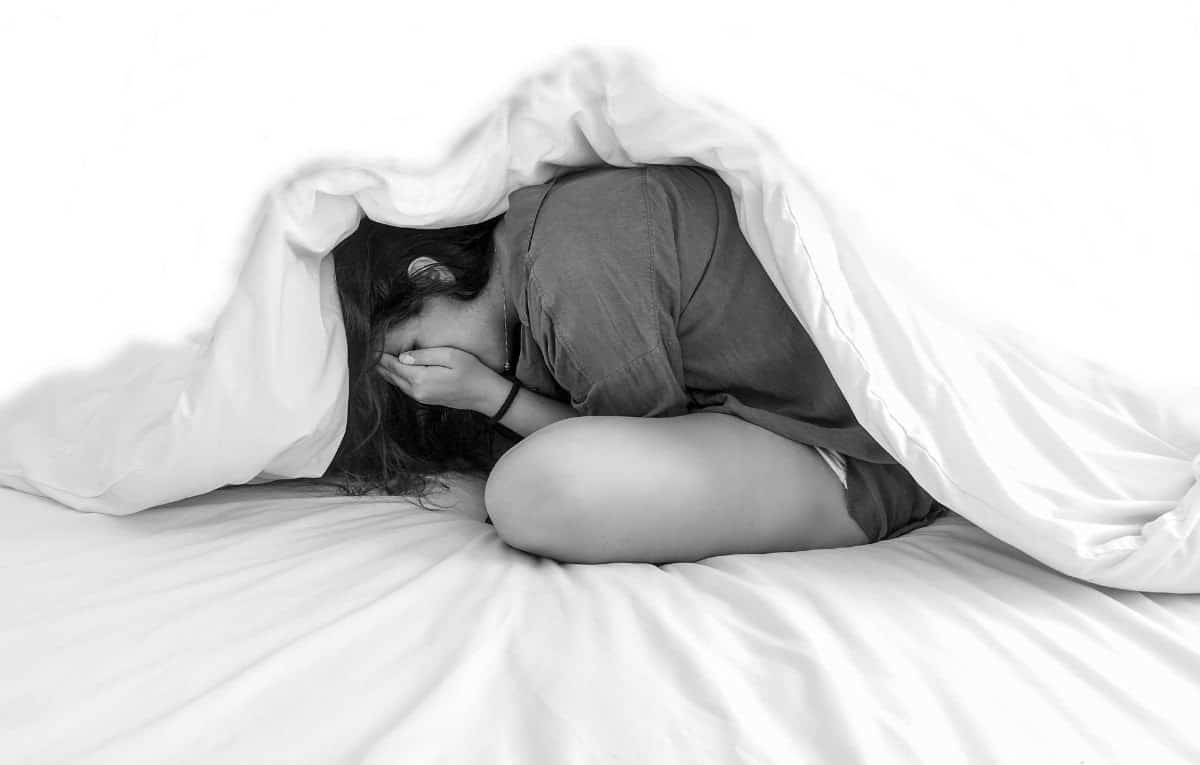 depresja poporodowa, problemy z laktacją, drugie dziecko, połóg, emocje w połogu, urodziłam drugie dziecko i jest beznadziejnie, wypalona mama, nie ogarniam moich dzieci.
